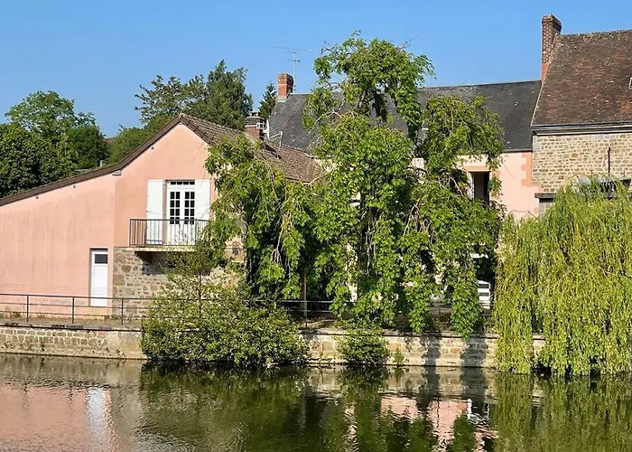 Les Maisons D'aure Semesterbostad Putanges